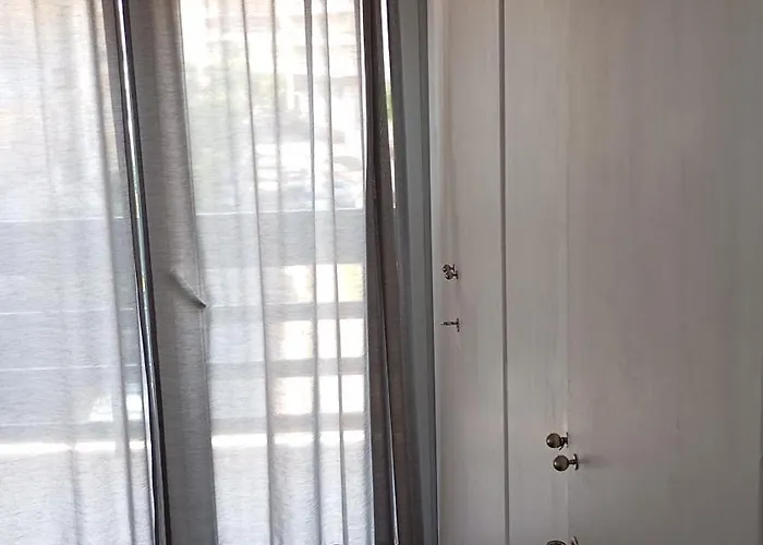 μοντέρνο - Stylish * Loutráki